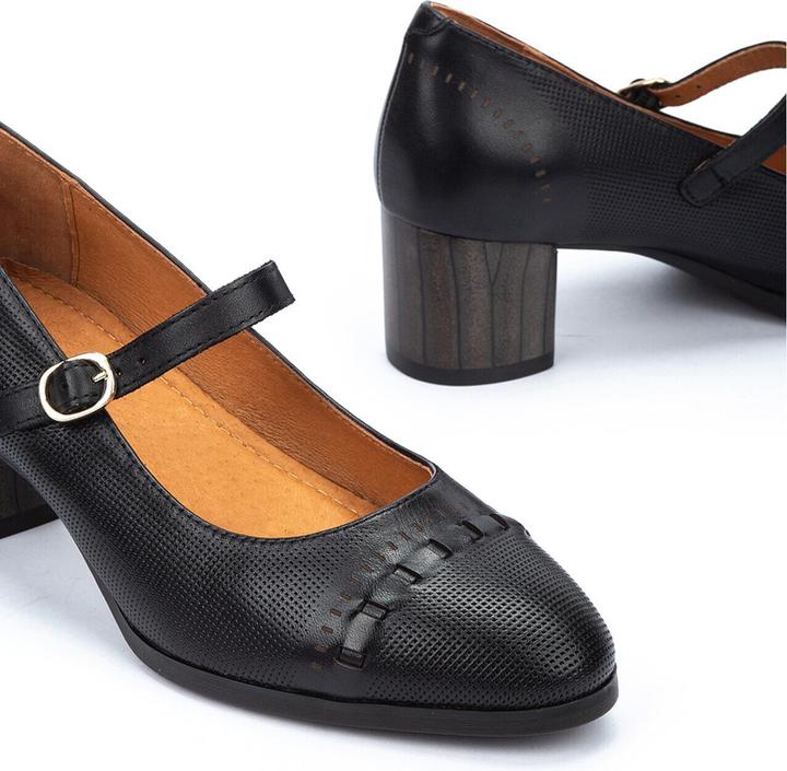 Actual product image Pikolinos Calafat (36)