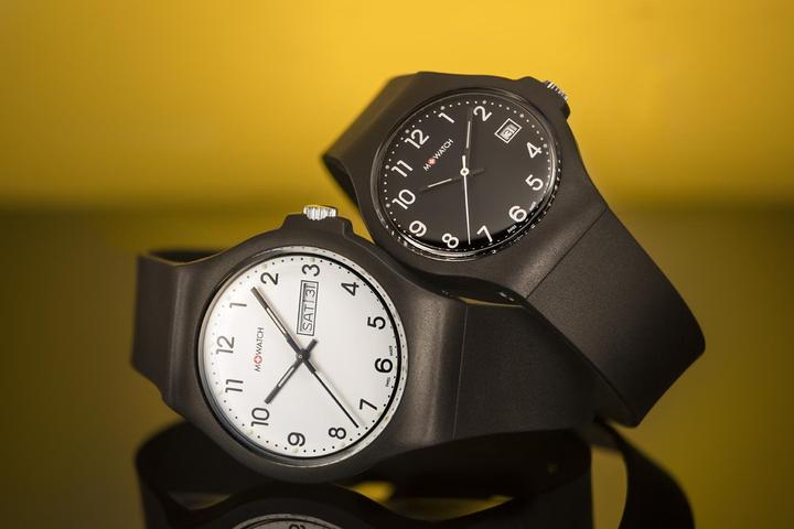 Actual product image M Watch Mondaine Core 42 (Analogue wristwatch, Swiss made, 42 mm)