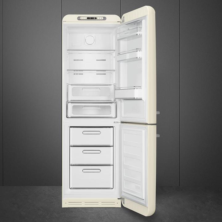Image du produit Smeg Style rétro FAB32RCR5 (331 l)