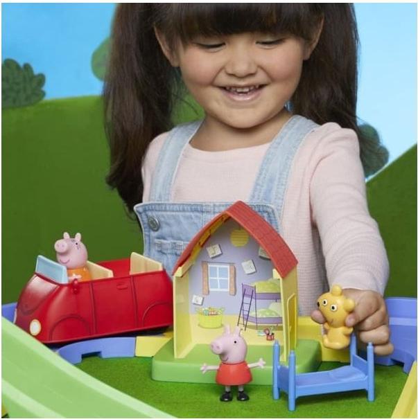 Actual product image Hasbro Peppa's fun city tour