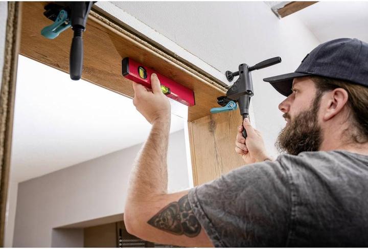 Image du produit wolfcraft 1 kit de montage de doublure de porte PRO 8 pcs. (1000 mm)