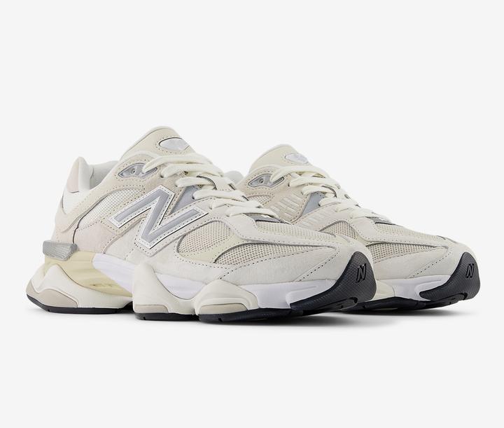 Image du produit New Balance U9060WHT (43)