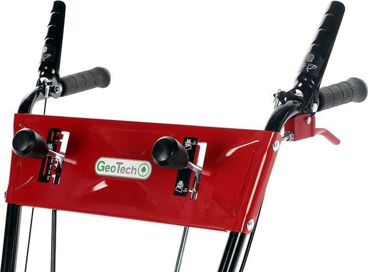 Produktbild GeoTech Benzin Schneefräse mit EStarter