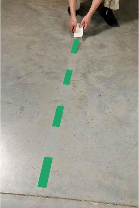 Produktbild Brady ToughStripe Striche mit gleichen Abständen (50.80 mm)