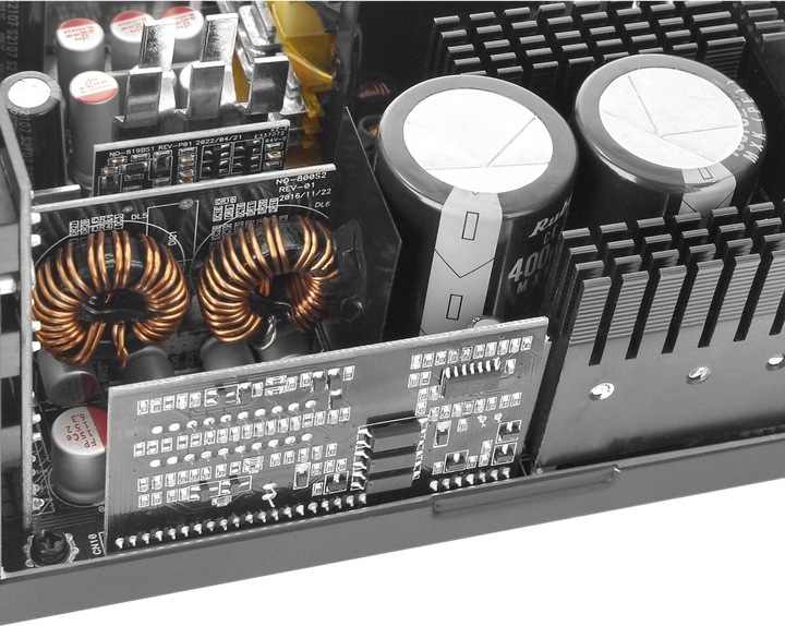 Actual product image Thermaltake Toughpower GF3 (1650 W)