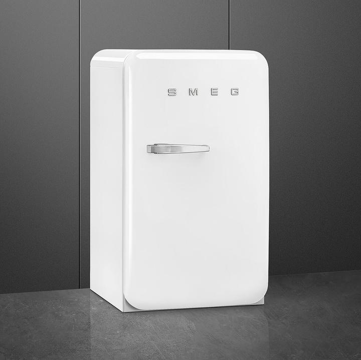 Actual product image Smeg Retro Style FAB10RWH5 (122 l)