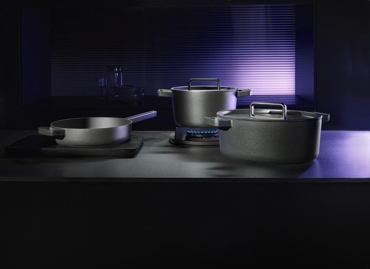 Produktbild WMF Flavour Bräter (22 cm, Bräter + Schmortopf, Gusseisen)