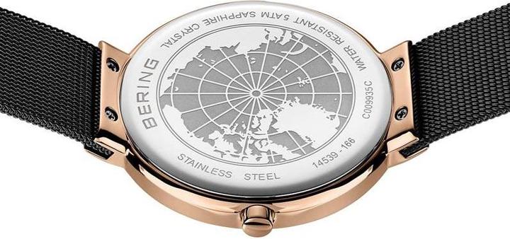 Actual product image Bering Classic (Analogue wristwatch, 39 mm)