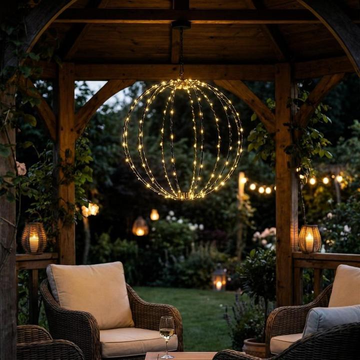 Actual product image Saska Garden Lampa Solarna Wisząca Kula 30cm 120 LED Ciepły Biały (IP44)