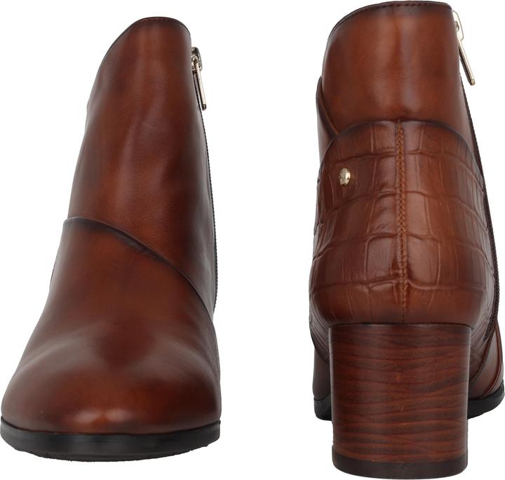 Actual product image Pikolinos Calafat (37)