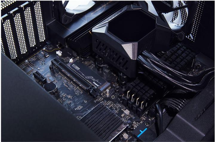 Productafbeelding Kingston KC3000 (4096 GB, M.2 2280)