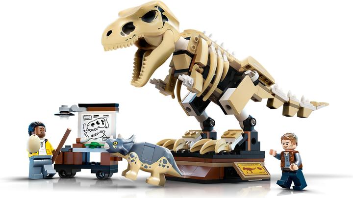 Productafbeelding LEGO T. Rex skelet in de fossielen tentoonstelling (76940, LEGO Jurassic World)