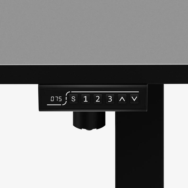 Image du produit Mark Adler Leader 7.3 Schwarz 140 cm elektrischer Schreibtisch