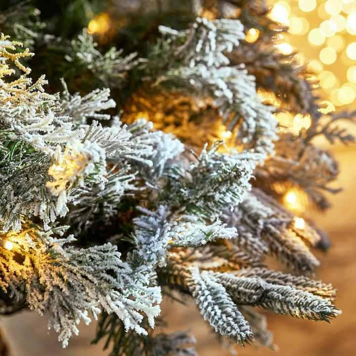 Produktbild Loberon Weihnachtsbaum Cadelise grün/weiss (180 cm)