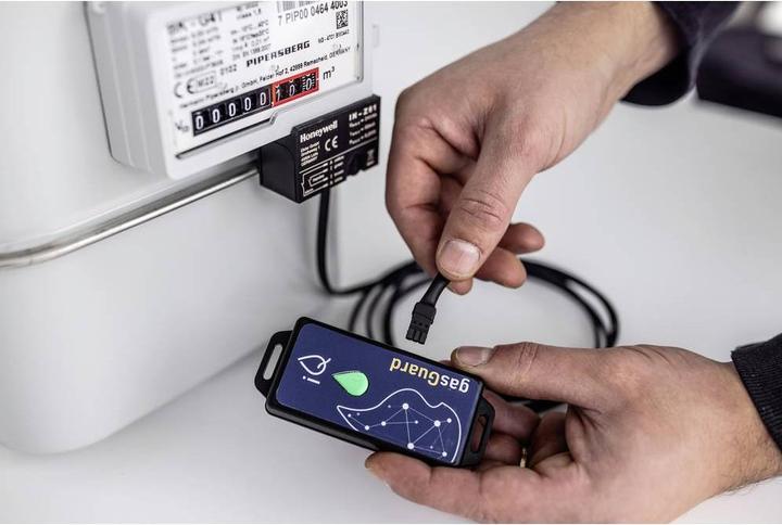 Actual product image Beulco iQ gasGuard with universal interface gas sensor