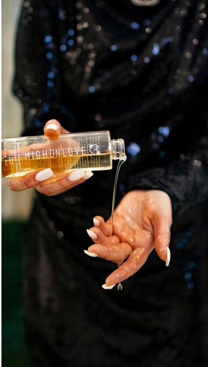 Produktbild High on Love Sensual Massage (120 ml)