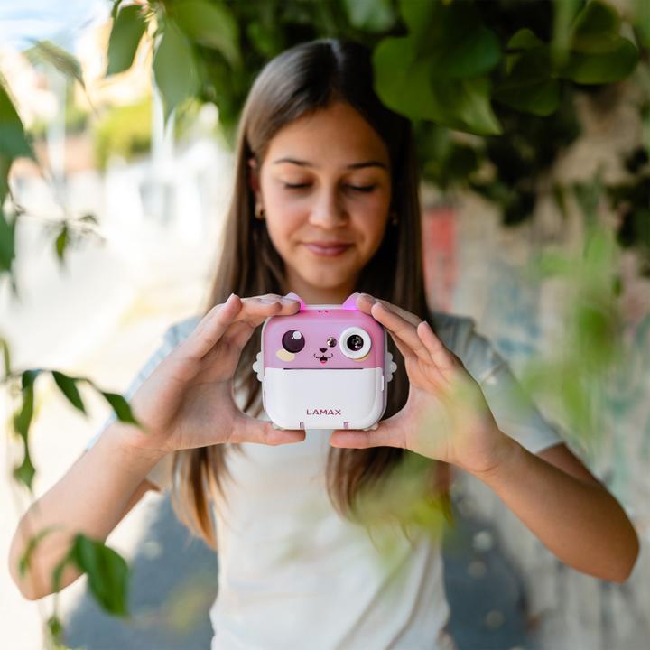 Actual product image Lamax InstaKid2 Plus Pink