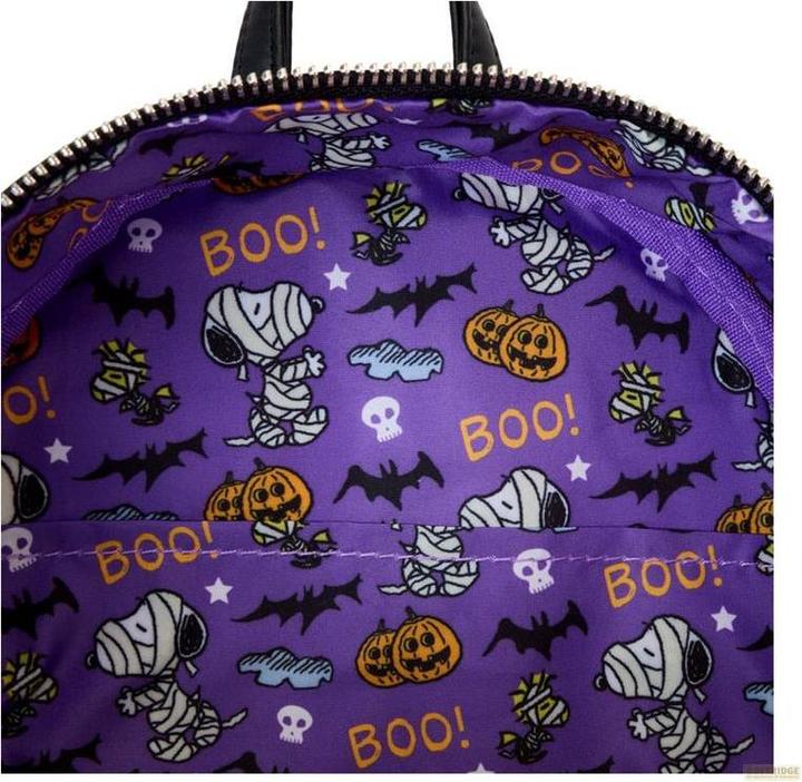 Actual product image Loungefly Peanuts by mini backpack Snoopy Mummy Cosplay