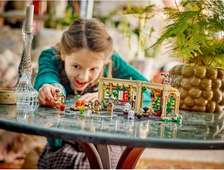 Image du produit LEGO Schloss Hogwarts: Kräuterkundeunterricht (76445, LEGO Harry Potter)