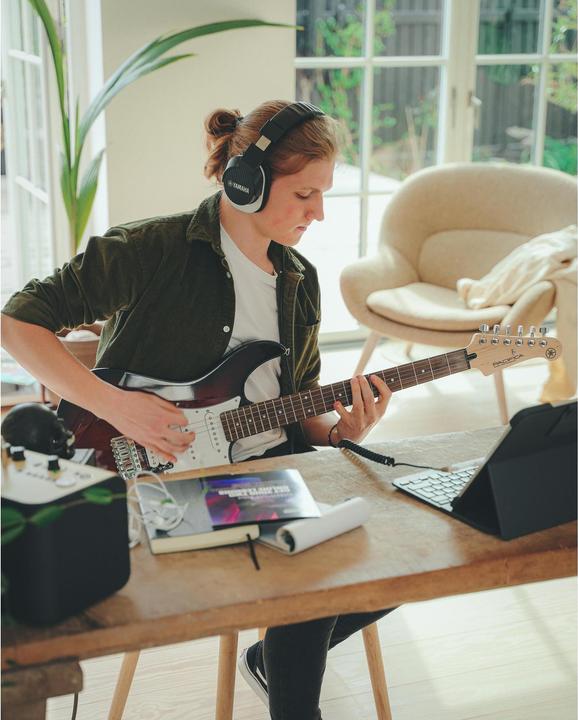 Image du produit Yamaha E-Gitarre PACIFICA 112 V – Vintage White (Guitare électrique, Bois de rose, Aulne, Érable)