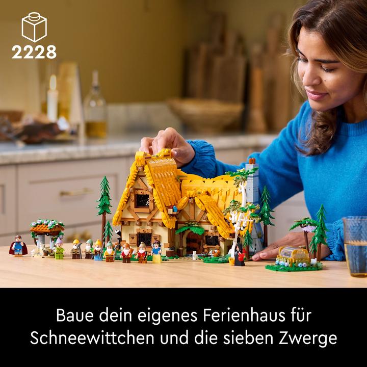 Image du produit LEGO La cabane de Blanche-Neige et des sept nains (43242, LEGO Disney)