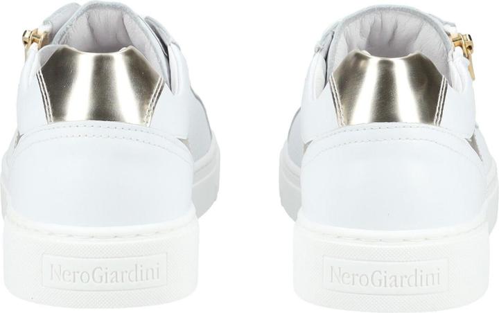 Image du produit Nero Giardini Malaga (41)