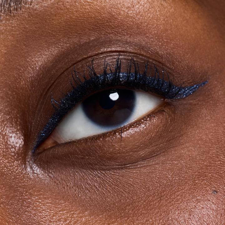 Actual product image Catrice Jewel Glide Effect Eye Pencil (Blue, Midnight Sapphire)