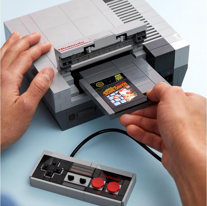 Actual product image LEGO Nintendo Entertainment System (71374, LEGO Rare Sets)