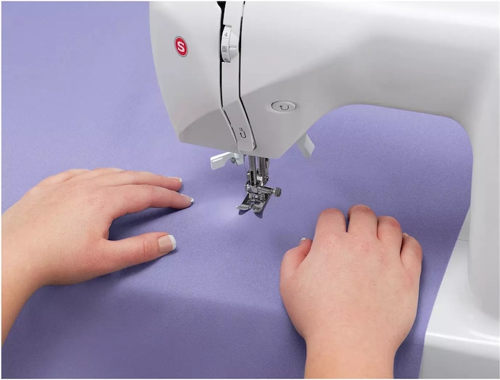 Actual product image Singer Starlet 6680