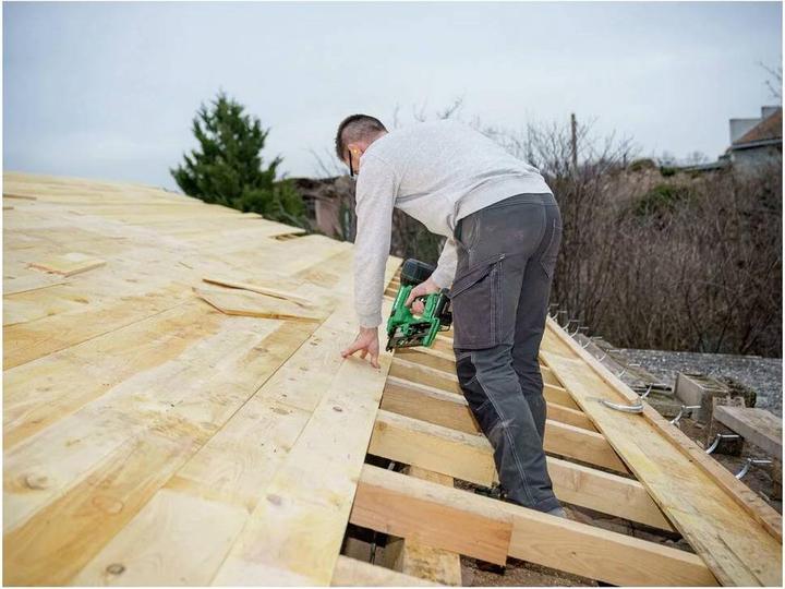 Image du produit Hikoki NR1890DRAWQZ Akku-Nagler 18V, R20-90 Nägel, 2x 5.0Ah und Schnellladegerät im HSC IV Koffer