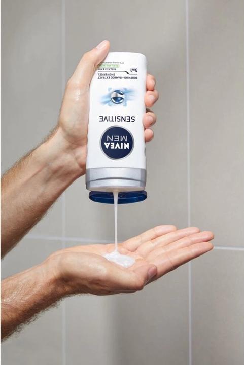 Actual product image NIVEA MEN for Men Pflegedusche Sensitive (250 ml)