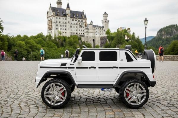 Produktbild Es-toys Kinderfahrzeug – Elektro Auto „Mercedes Maybach G650“ – Lizenziert –2 Sitzer- 24V, 4 Motor (24 V)