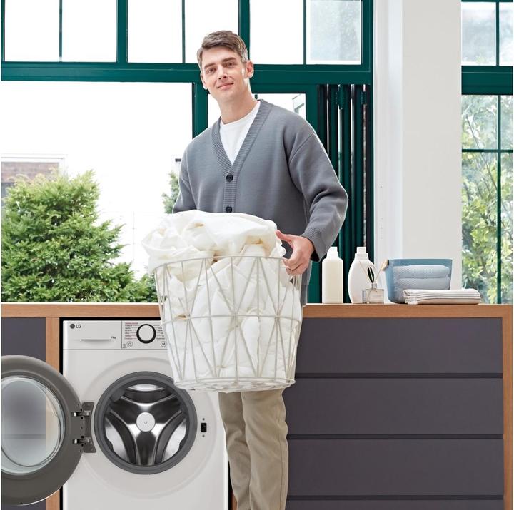 Produktbild LG F4WR6013A0W (13 kg, Links)