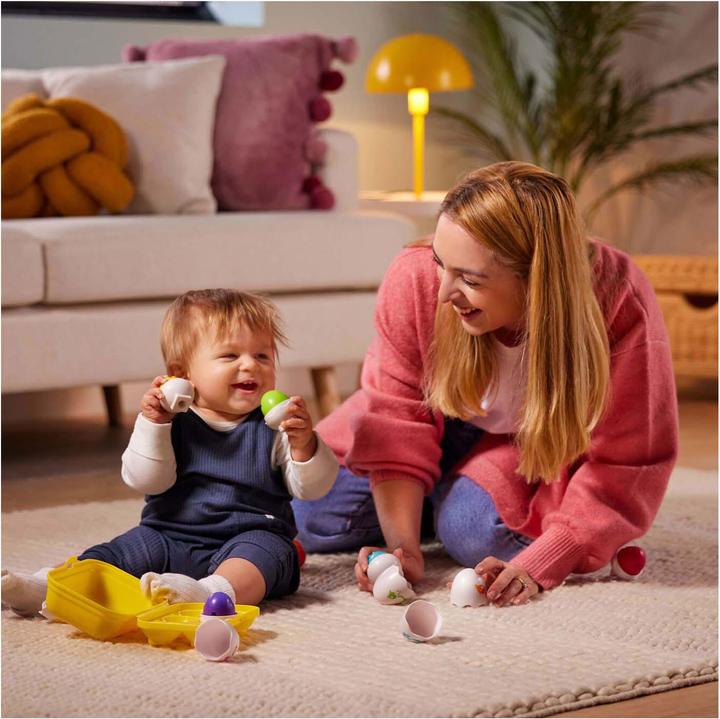 Actual product image Tomy Squeak eggs in box