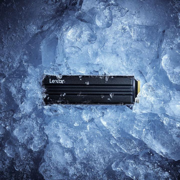 Produktbild Lexar NM790 mit Kühlkörper (2000 GB, M.2 2280)