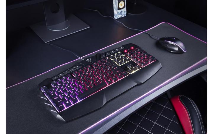 Actual product image Trust GXT 881 Odyss (CH, Cable)
