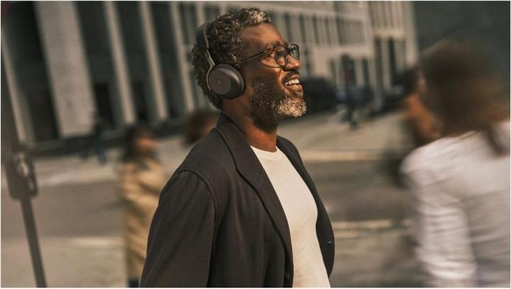 Produktbild Jabra Evolve3 75 MS + Ladestation (Kabellos, USB-A, Microsoft Teams)