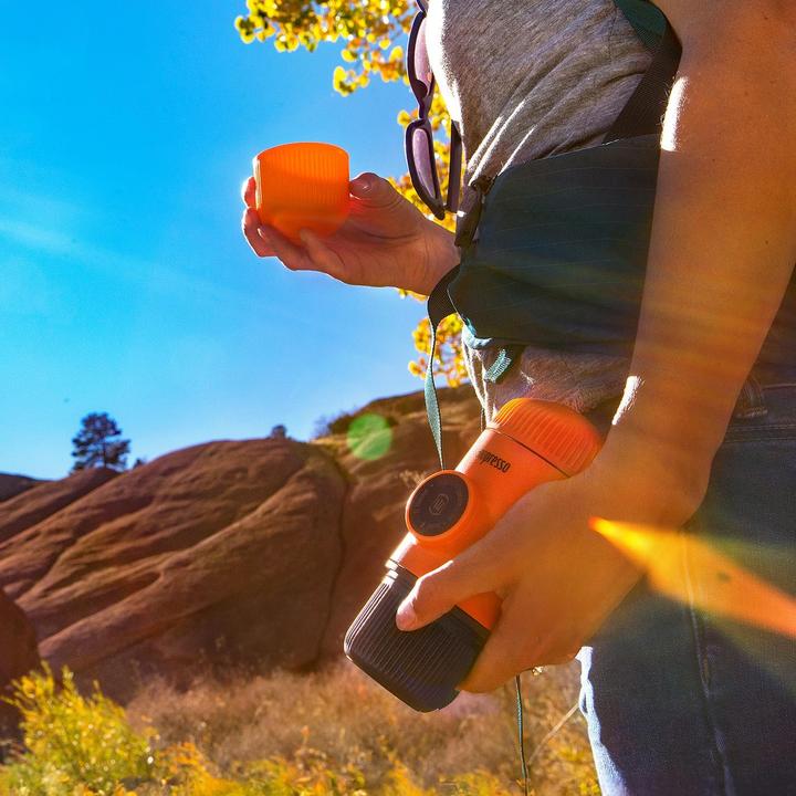 Produktbild Wacaco Tragbare Espressomaschine, Orange (0.08 l)