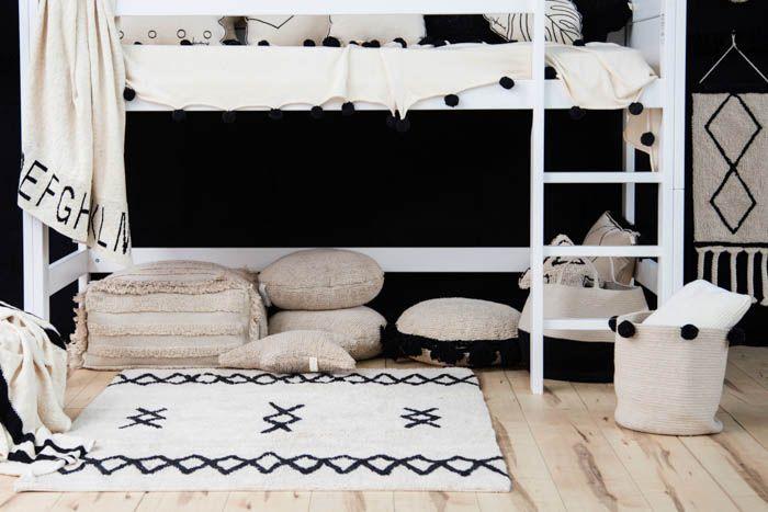 Actual product image Lorena Canals Atlas (120 x 160 cm)