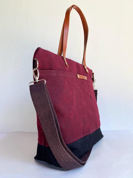 Immagine prodotto Only-Bags.Store Borsa a tracolla e messenger LARGE in tela cerata - Rosso borgogna e nero - Grande