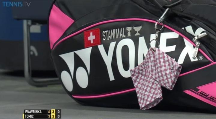 Immagine prodotto Yonex Mini Short Keychain Bringht Pink