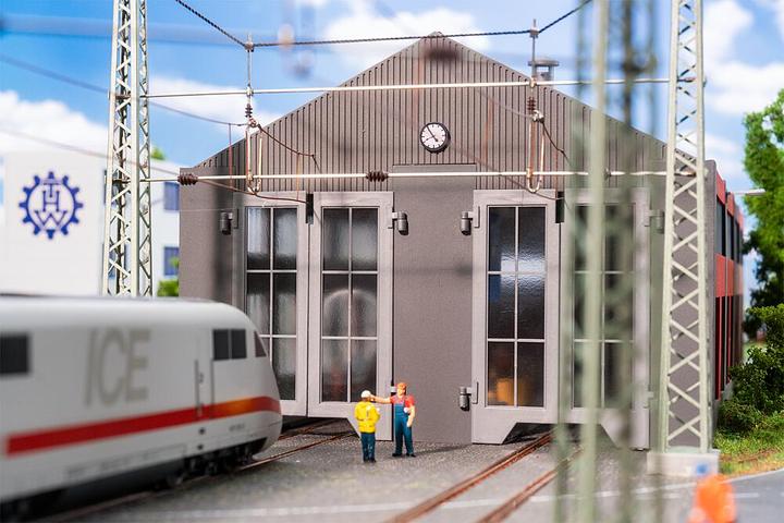 Productafbeelding Faller E-Lokschuppen 2-ständig