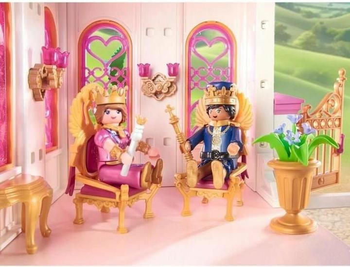 Actual product image Playmobil Princess castle with royal couple