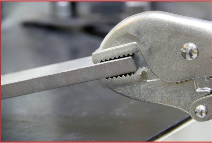 Produktbild KS Tools Gripzange mit Easy-Release, gerade Backen (175 mm)