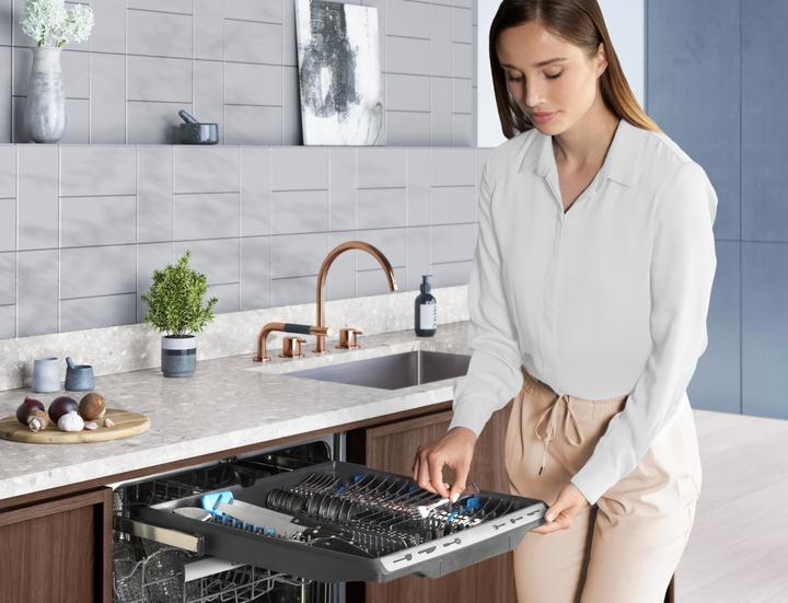 Produktbild Electrolux LV INT EEM69300IX