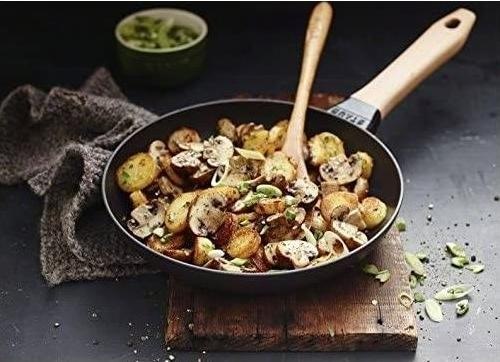 Actual product image Staub Frying pan with wooden handle (20 cm, Frying pan, Cast iron)