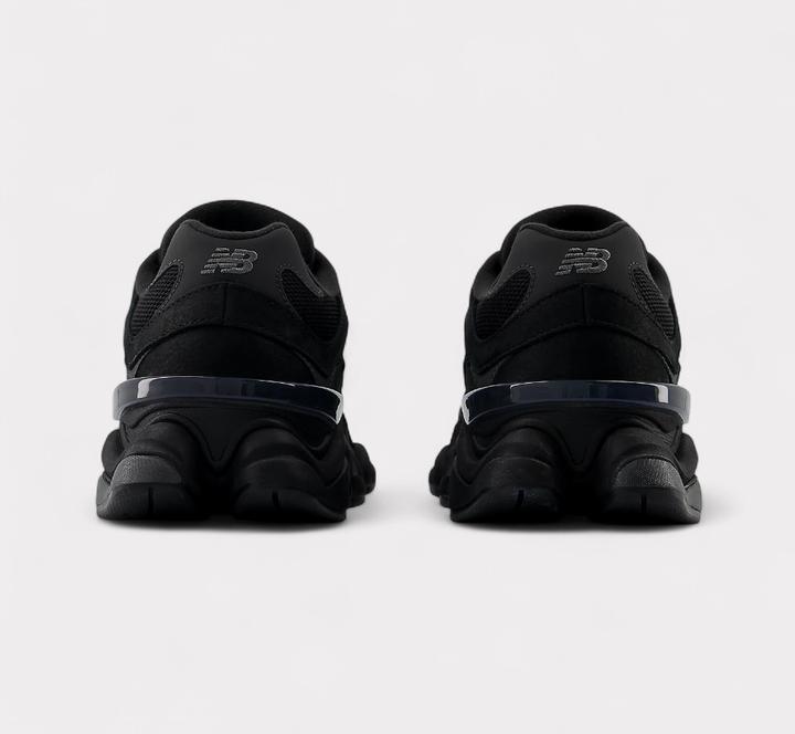 Image du produit New Balance 9060 (40)