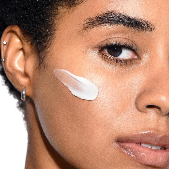 Actual product image Veralab Zero Smog Light Moisturizing And Protective Face Cream (50 ml, Day cream)