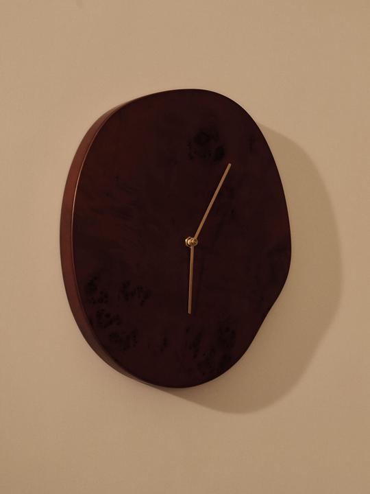 Productafbeelding Ferm Living Melt Wall Clock - Dark Stained Burl