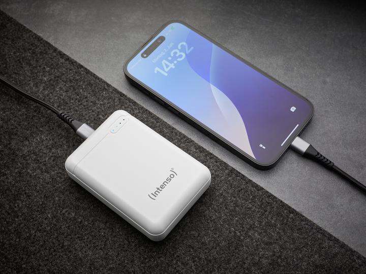 Actual product image Intenso XS (10000 mAh, 37 Wh)